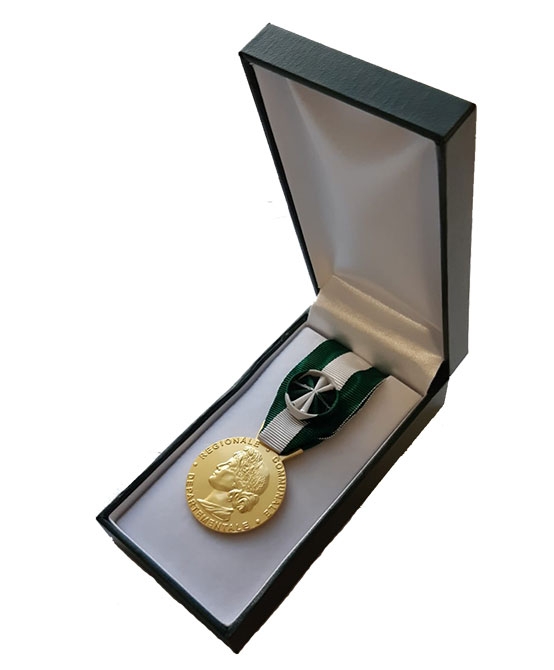 Médaille Grade                                                                                                                                                                     Or - 35 ans